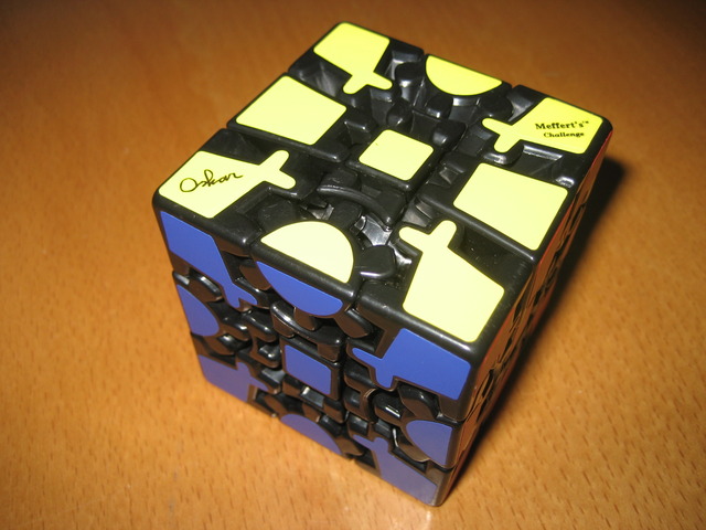 Extremely Puzzling: Gear-Cube Extreme